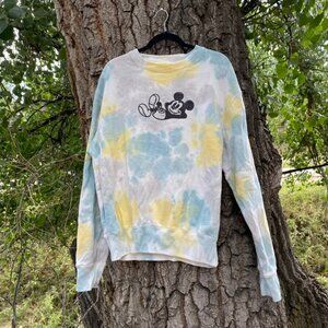 Walt Disney Mickey Mouse Sweatshirt Size M Embroidered Tie Dye Crewneck